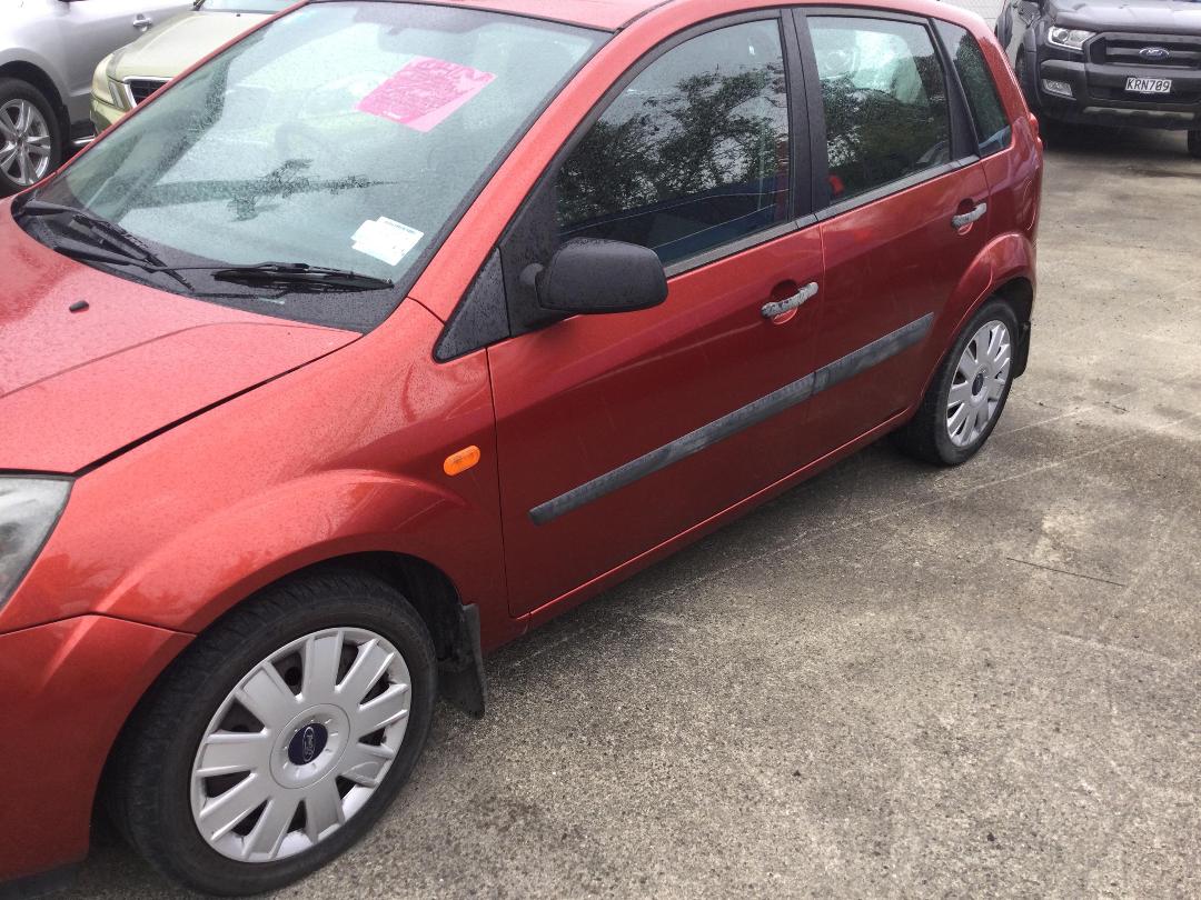 Photo '3' of Ford Fiesta Photo '3' of Ford Fiesta