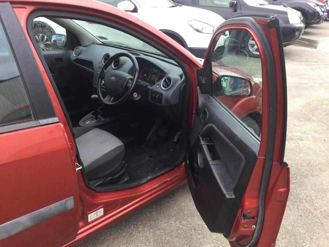 Photo '8' of Ford Fiesta Photo '8' of Ford Fiesta