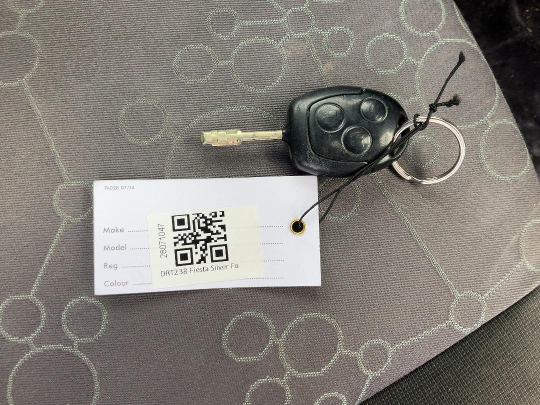 Photo '15' of Ford Fiesta