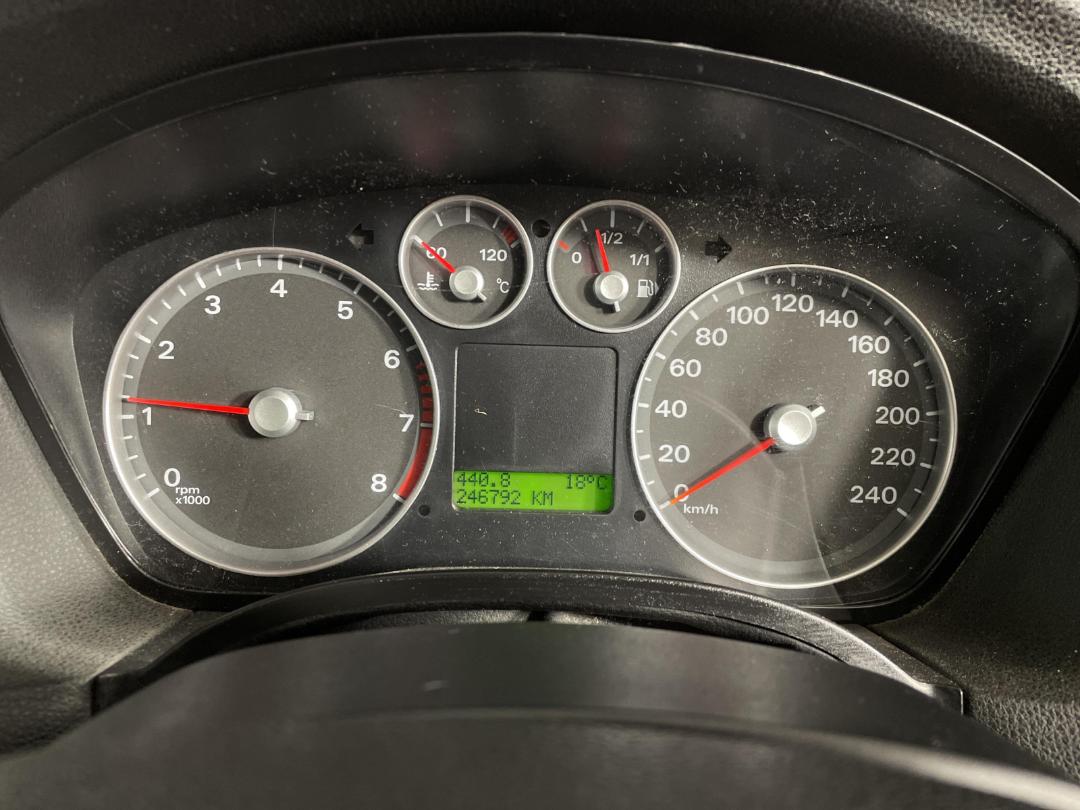 Photo '21' of Ford Focus