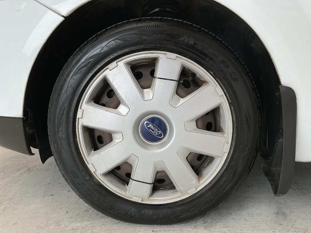 Photo '10' of Ford Focus