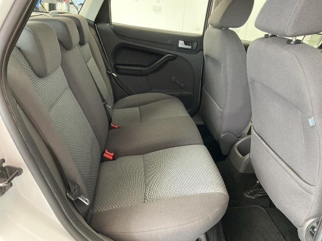 Photo '20' of Ford Focus