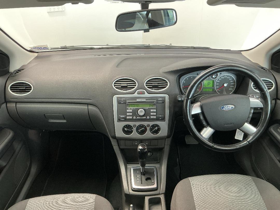 Photo '17' of Ford Focus