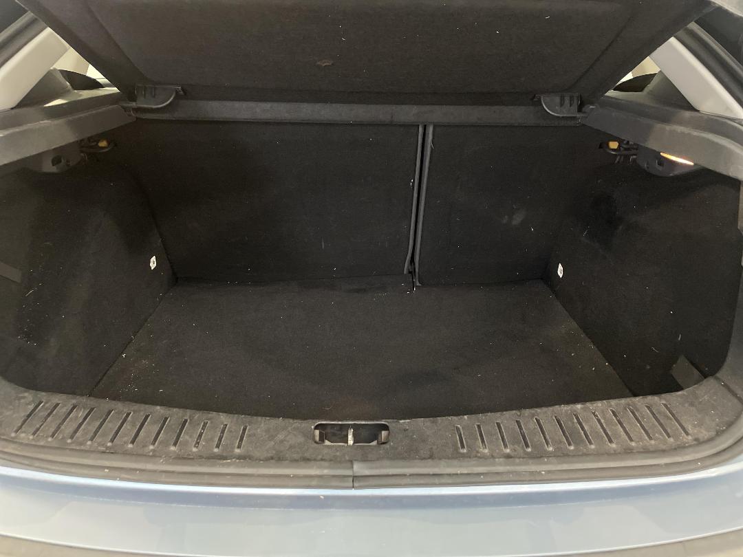 Photo '14' of Ford Focus