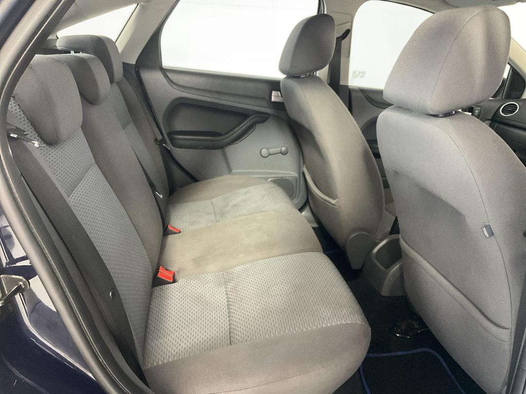 Photo '20' of Ford Focus Photo '20' of Ford Focus