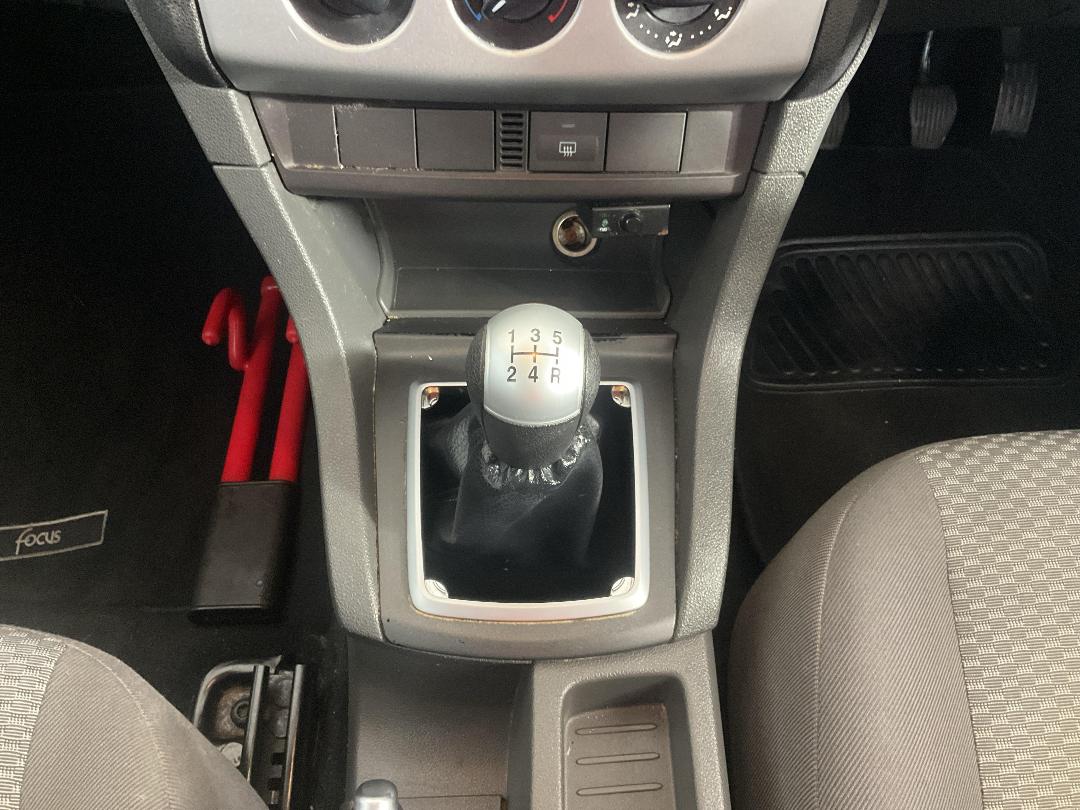 Photo '18' of Ford Focus Photo '18' of Ford Focus