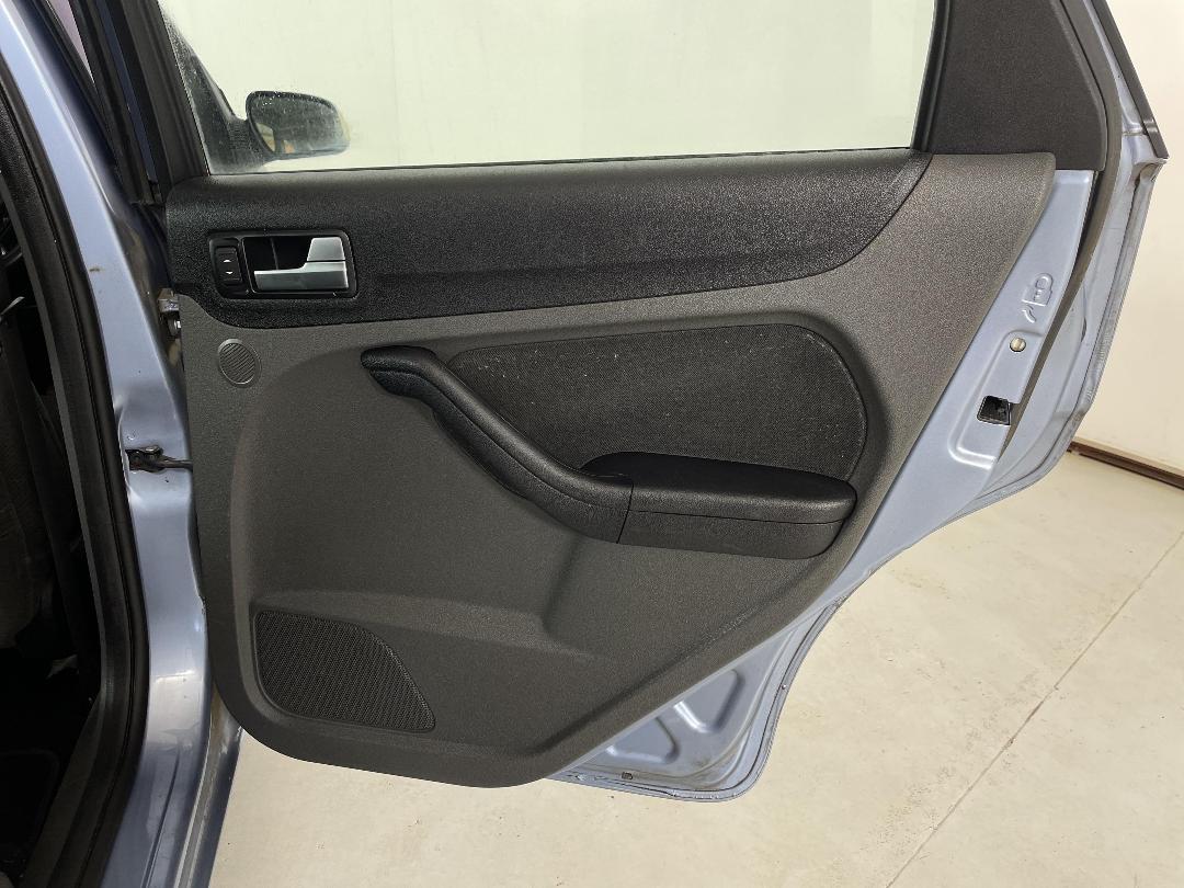 Photo '19' of Ford Focus Photo '19' of Ford Focus