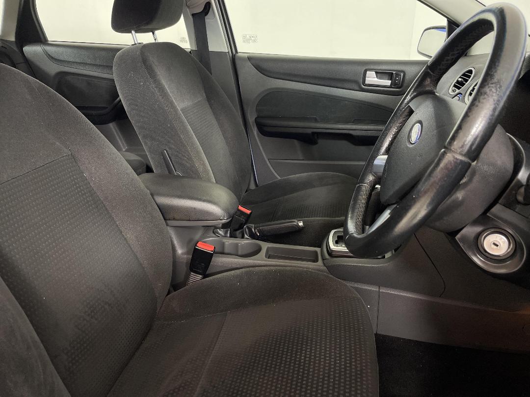 Photo '16' of Ford Focus Photo '16' of Ford Focus