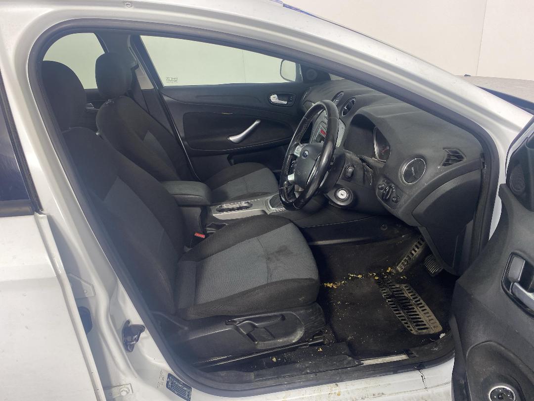 Photo '16' of Ford Mondeo