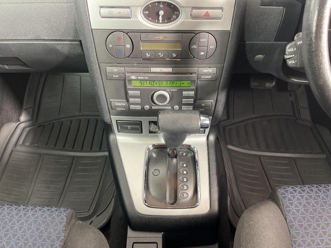 Photo '18' of Ford Mondeo