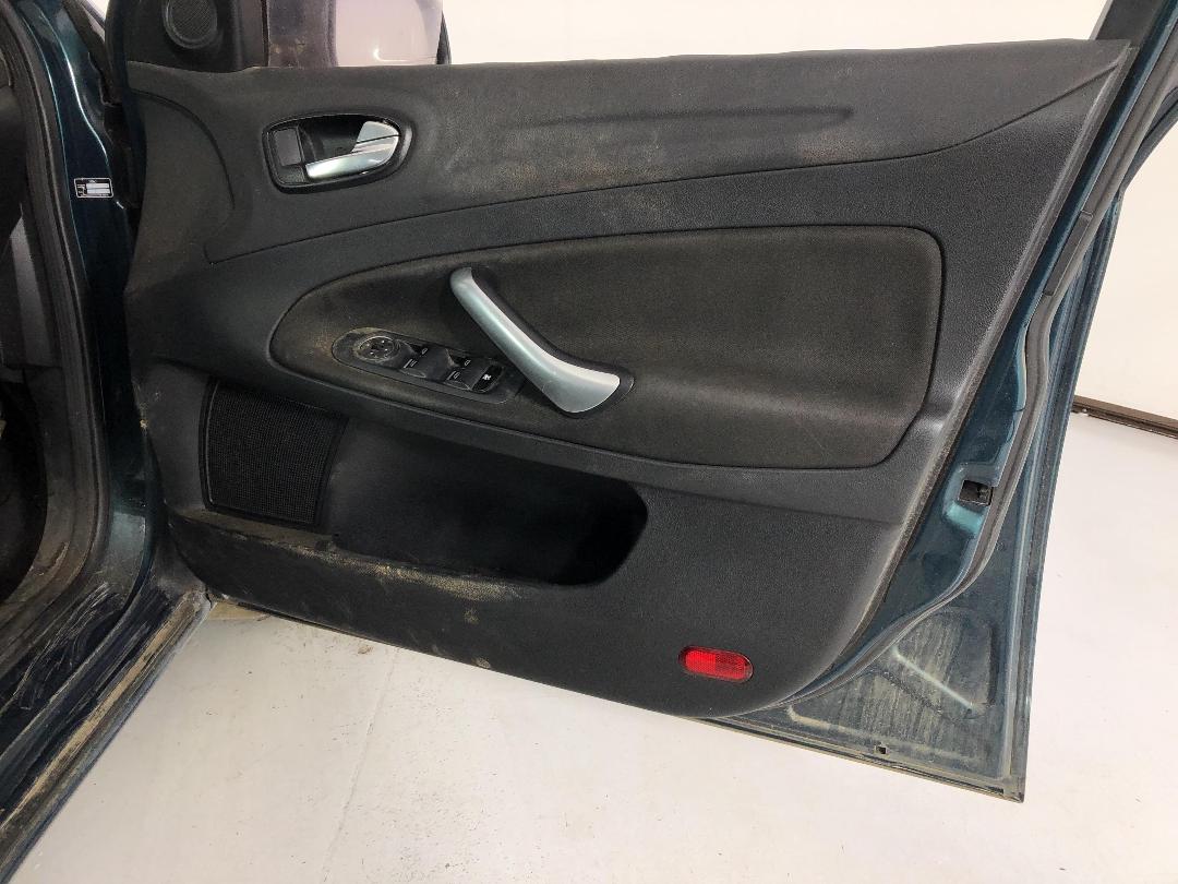 Photo '15' of Ford Mondeo Photo '15' of Ford Mondeo