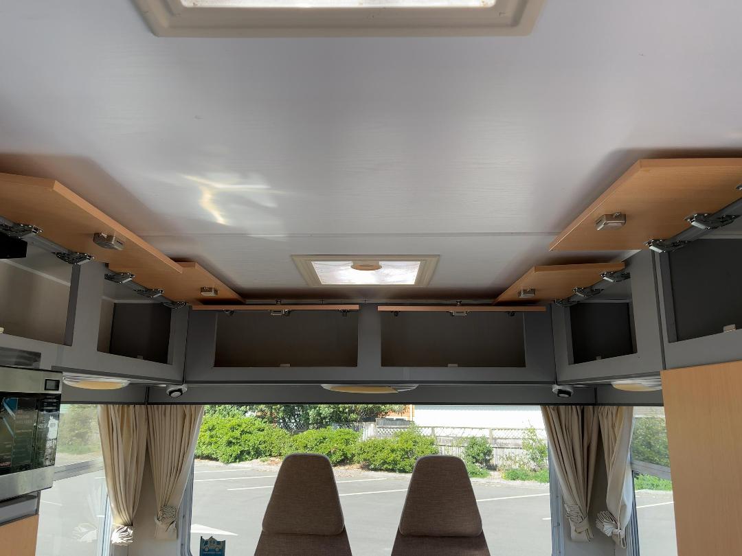 Photo '28' of Ford Transit 350L TD CC A Motorhome