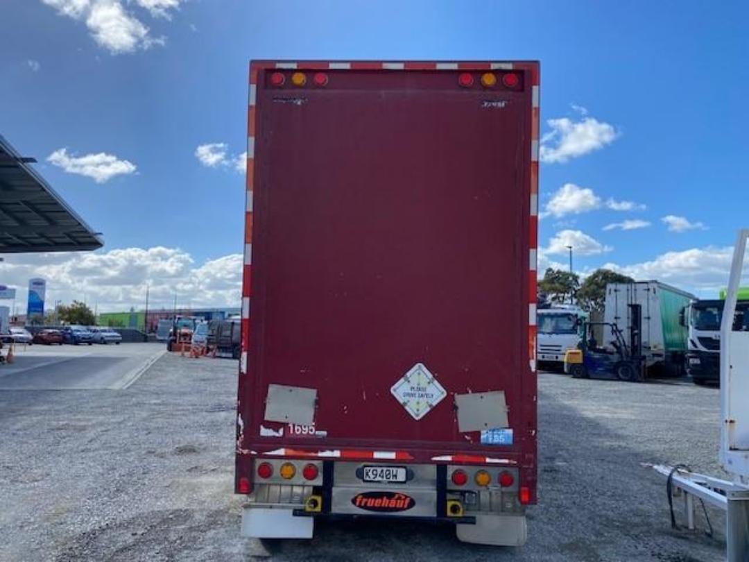 Photo '6' of Fruehauf FBC Curtainsider B-Train