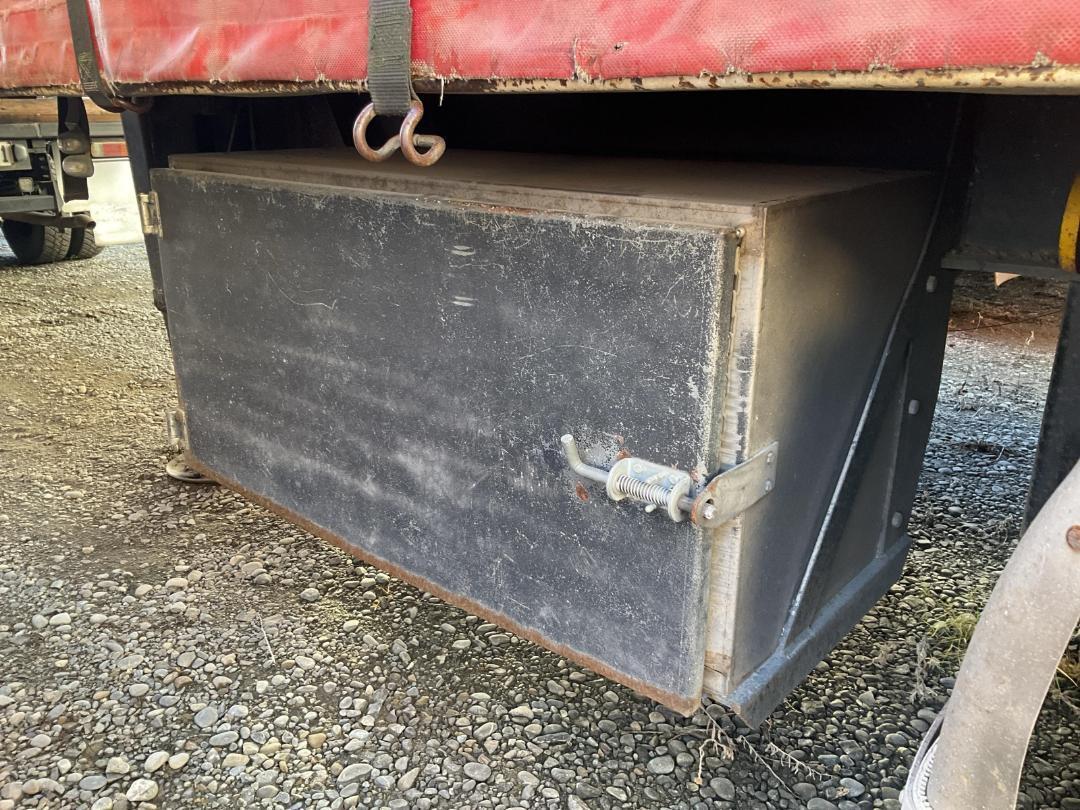 Photo '17' of Fruehauf FBC Curtainsider B-Train