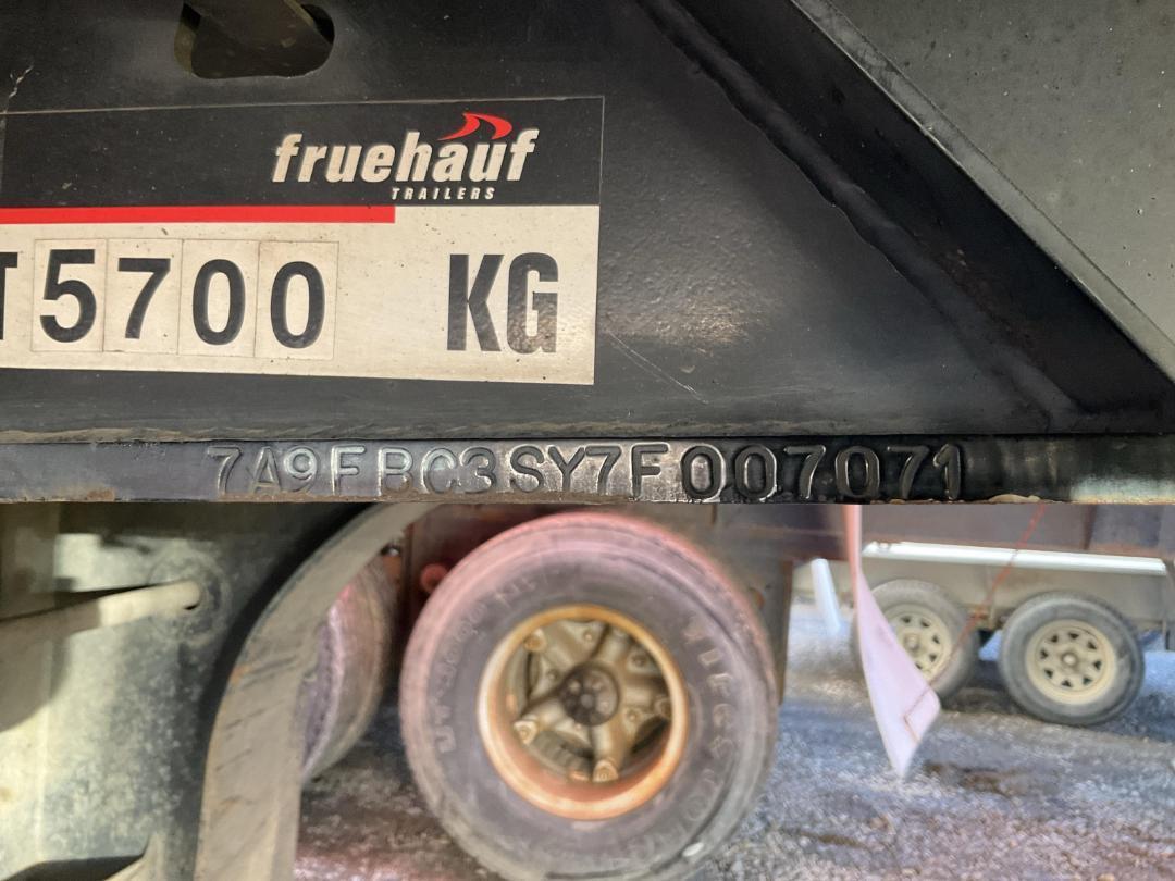 Photo '22' of Fruehauf FBC Curtainsider B-Train