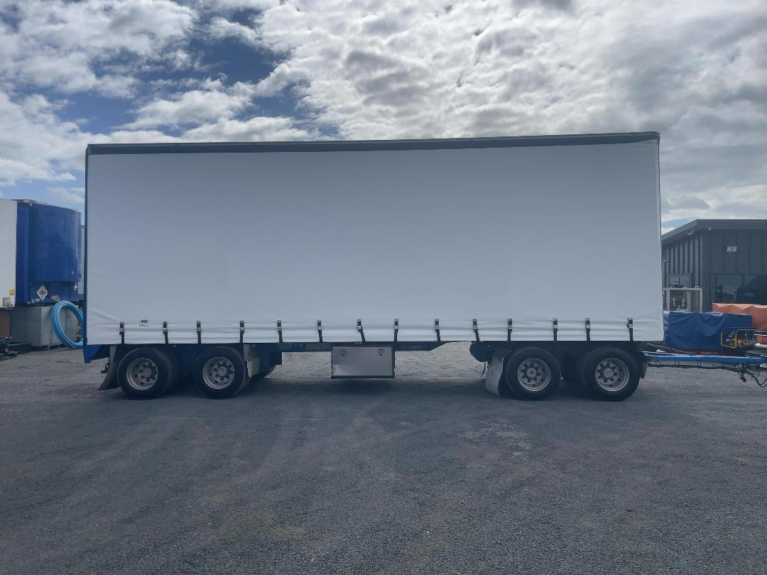 Photo '3' of FRUEHAUF RBC S2S2 9.3 Curtainsider Full Photo '3' of FRUEHAUF RBC S2S2 9.3 Curtainsider Full