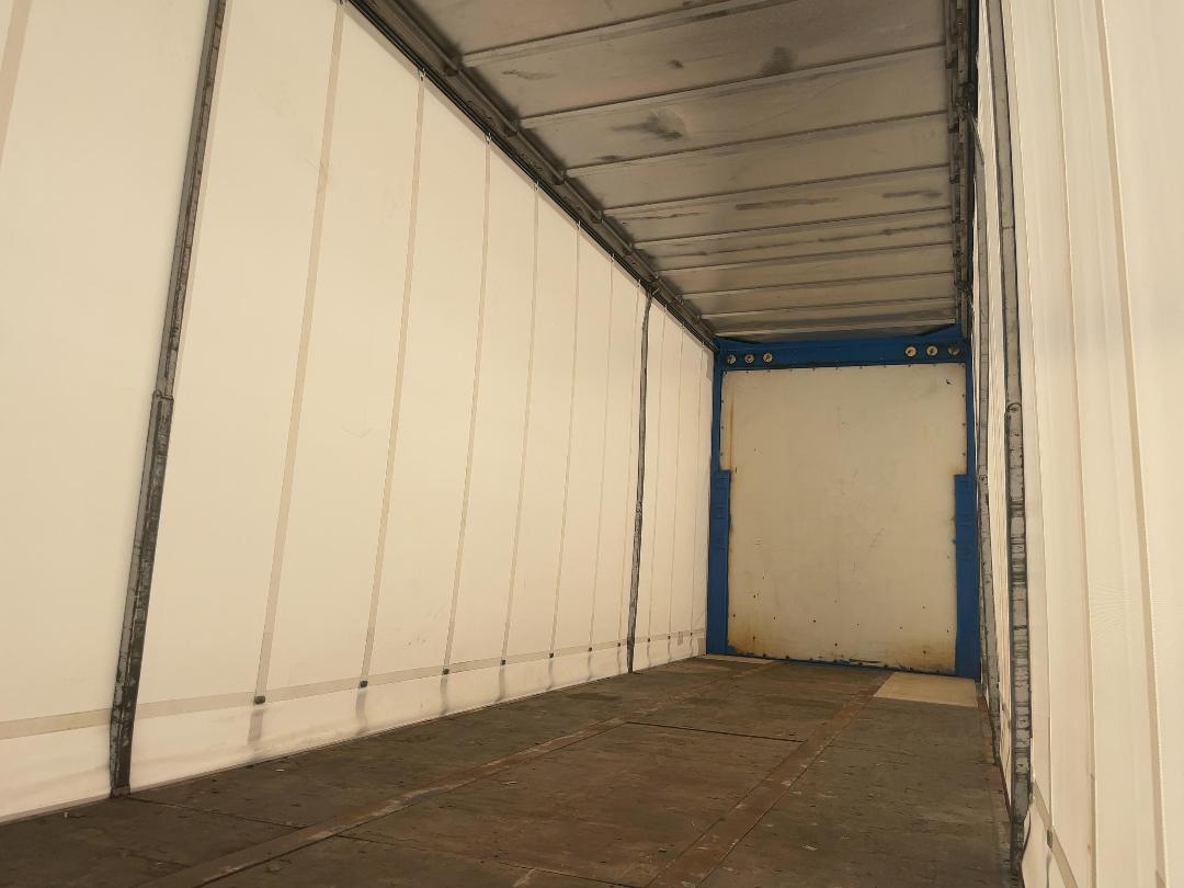 Photo '10' of FRUEHAUF RBC S2S2 9.3 Curtainsider Full Photo '10' of FRUEHAUF RBC S2S2 9.3 Curtainsider Full