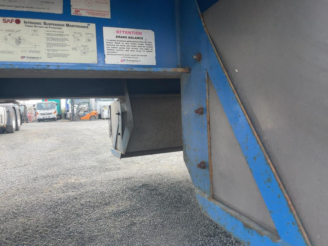 Photo '25' of FRUEHAUF RBC S2S2 9.3 Curtainsider Full Photo '25' of FRUEHAUF RBC S2S2 9.3 Curtainsider Full