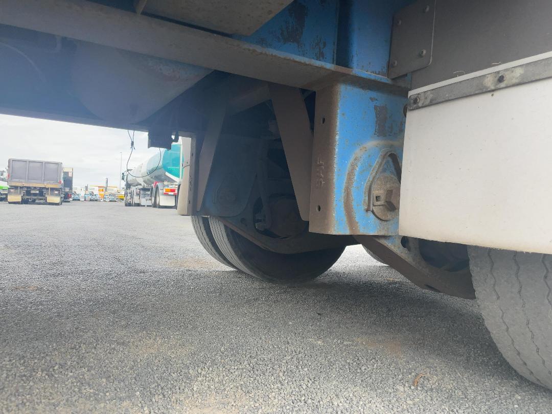 Photo '26' of FRUEHAUF RBC S2S2 9.3 Curtainsider Full Photo '26' of FRUEHAUF RBC S2S2 9.3 Curtainsider Full