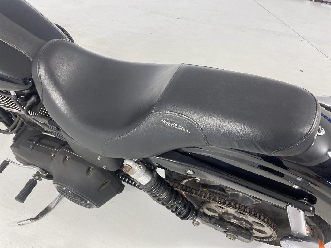 Photo '10' of Harley Davidson Fxdbi