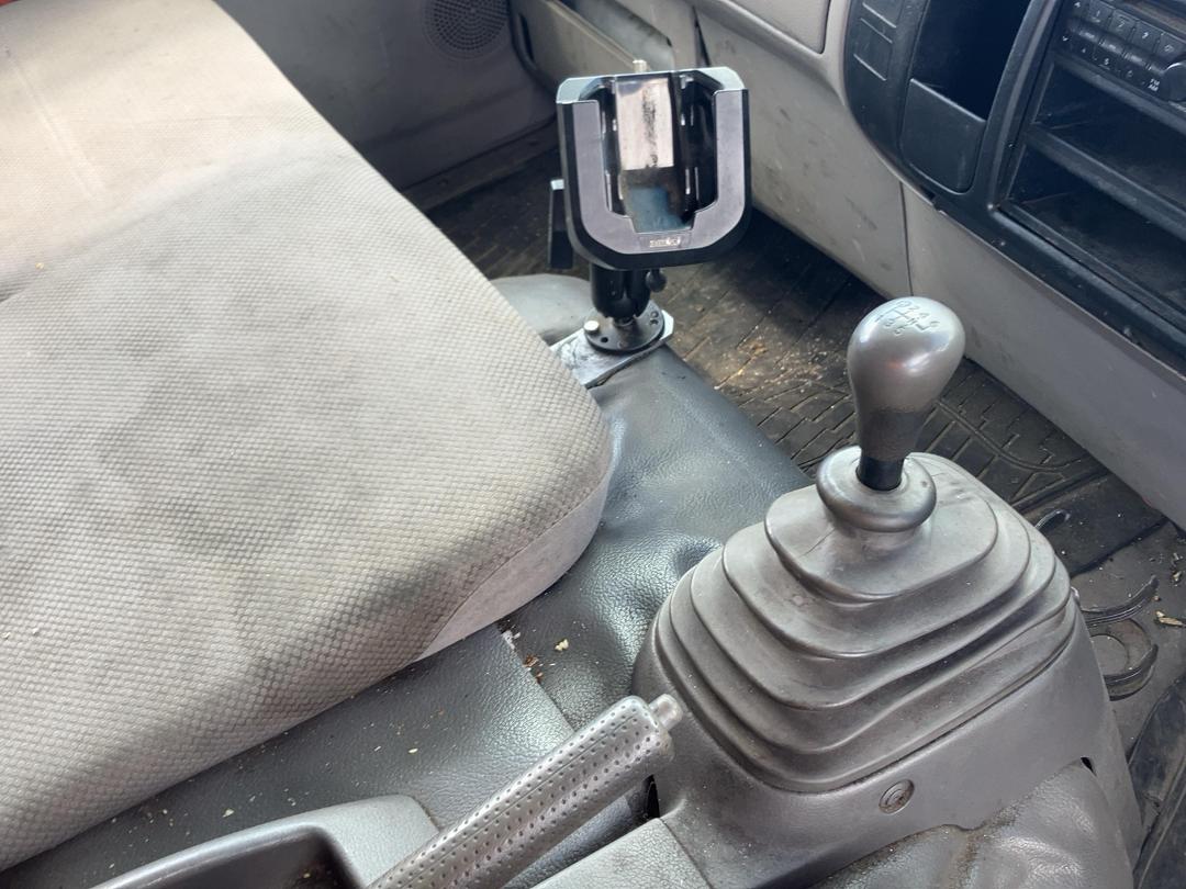 Photo '15' of Hino 300 XZU427R-HKFTDQ3 Curtainsider Photo '15' of Hino 300 XZU427R-HKFTDQ3 Curtainsider