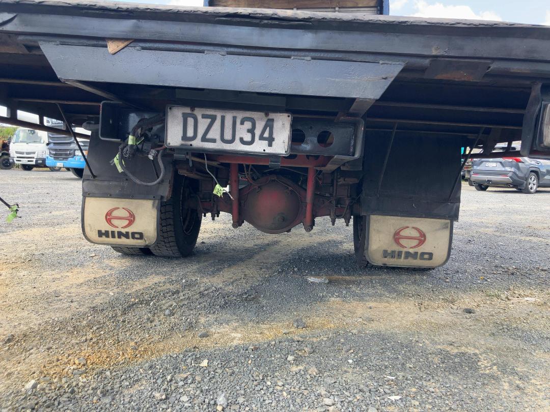 Photo '21' of Hino 300 XZU427R-HKFTDQ3 Curtainsider Photo '21' of Hino 300 XZU427R-HKFTDQ3 Curtainsider