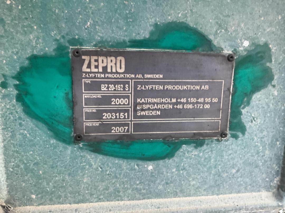 Photo '11' of Hino 700 FY1EUPG Curtainsider