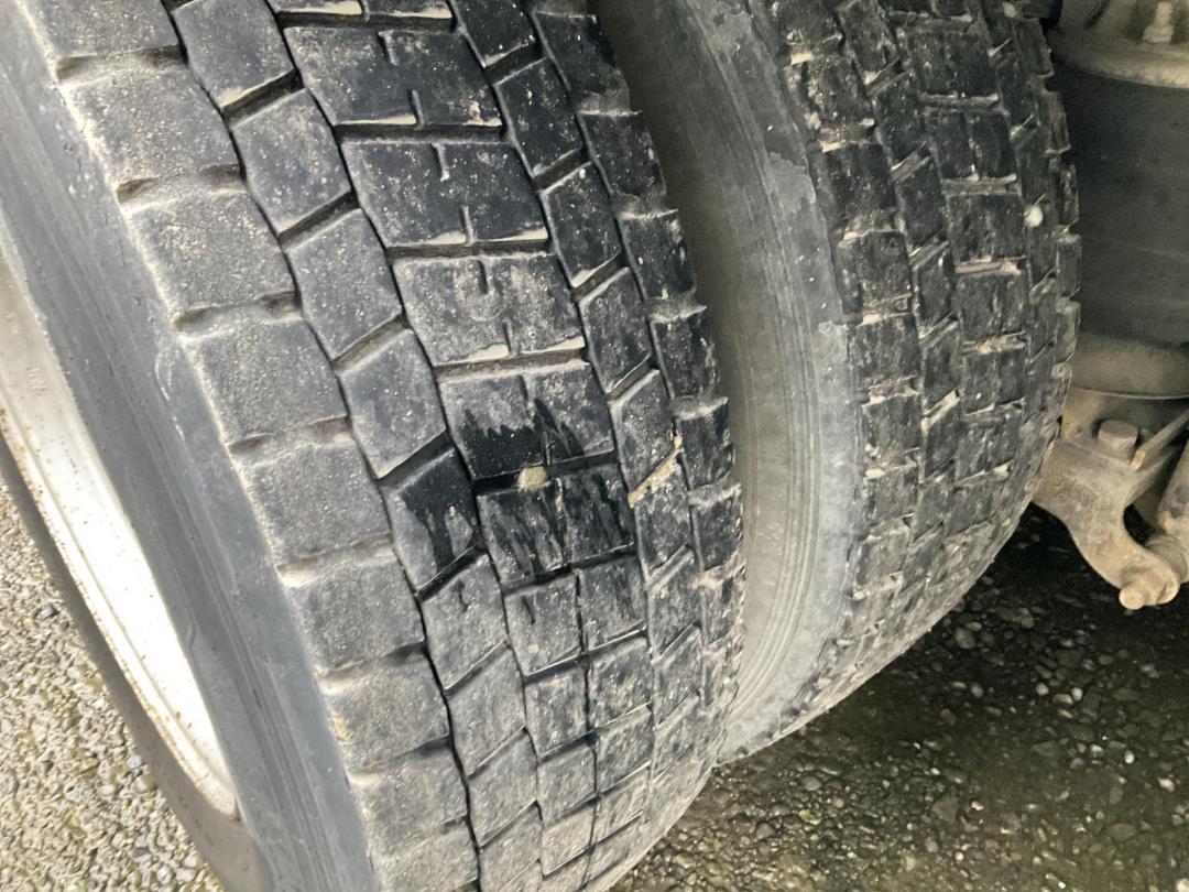 Photo '21' of Hino 700 FY1EUPG Curtainsider