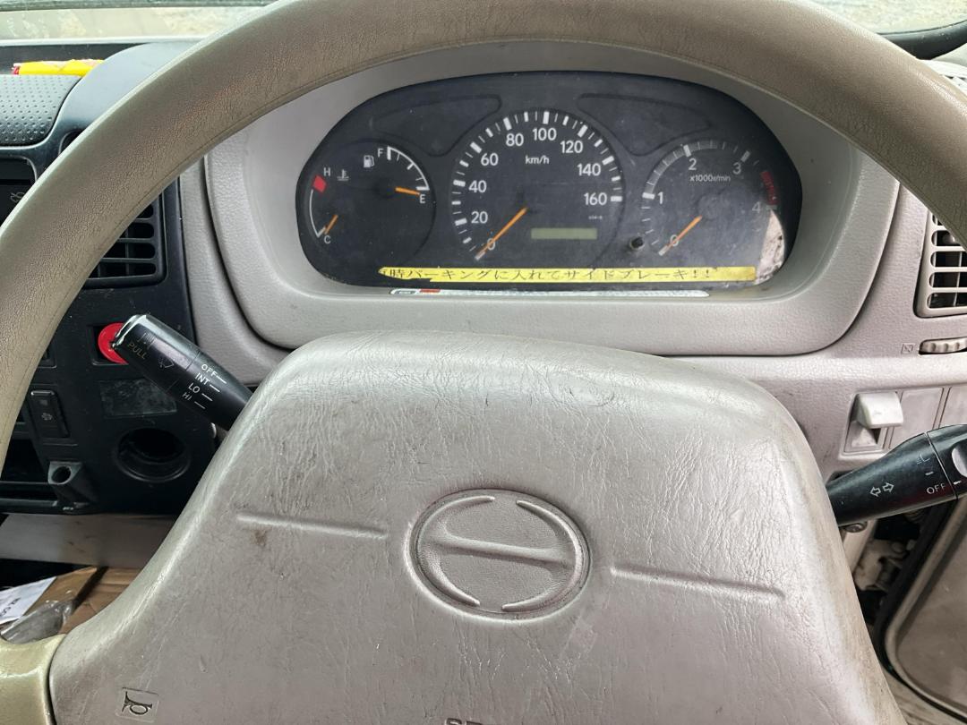 Photo '13' of Hino Dutro Box Body