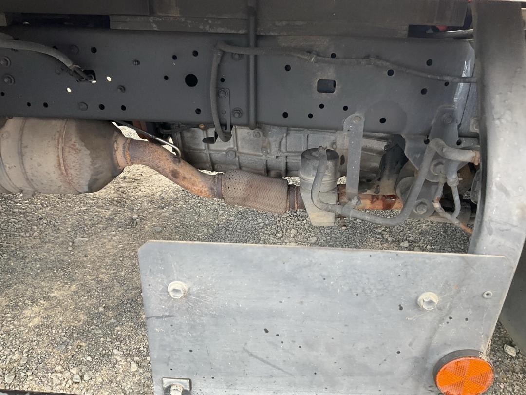 Photo '22' of Hino Dutro Box Body