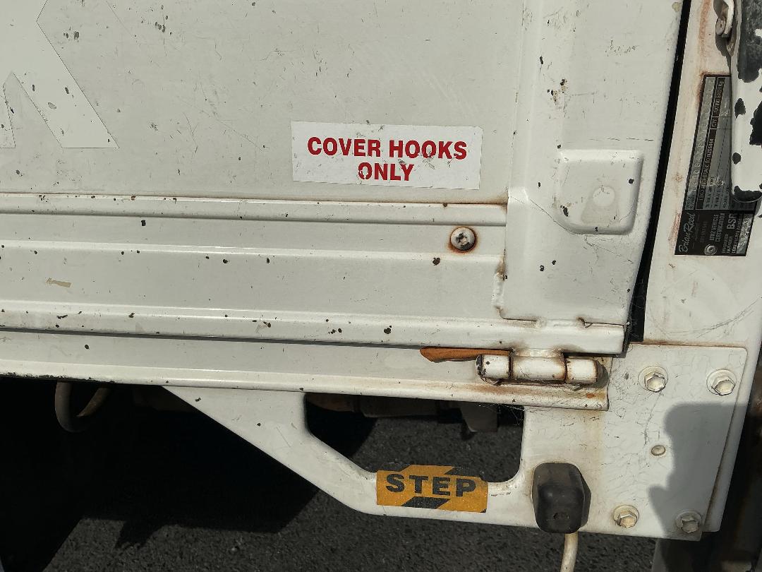 Photo '28' of Hino Dutro Flat Deck