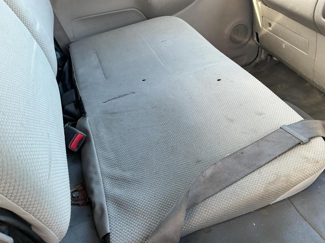 Photo '14' of Hino Dutro Flat Deck