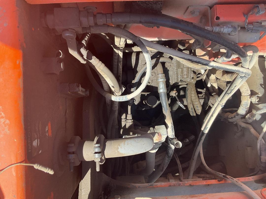 Photo '13' of Hitachi ZX225 USRK Excavator Photo '13' of Hitachi ZX225 USRK Excavator