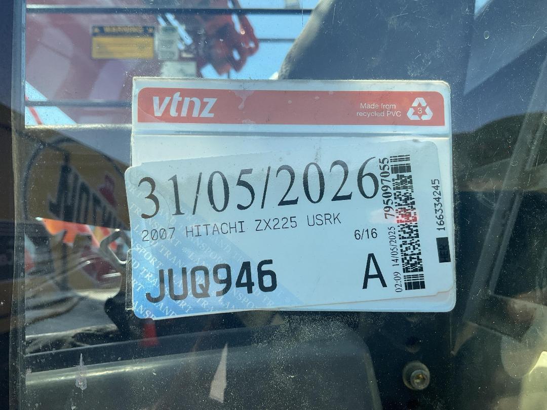 Photo '36' of Hitachi ZX225 USRK Excavator Photo '36' of Hitachi ZX225 USRK Excavator