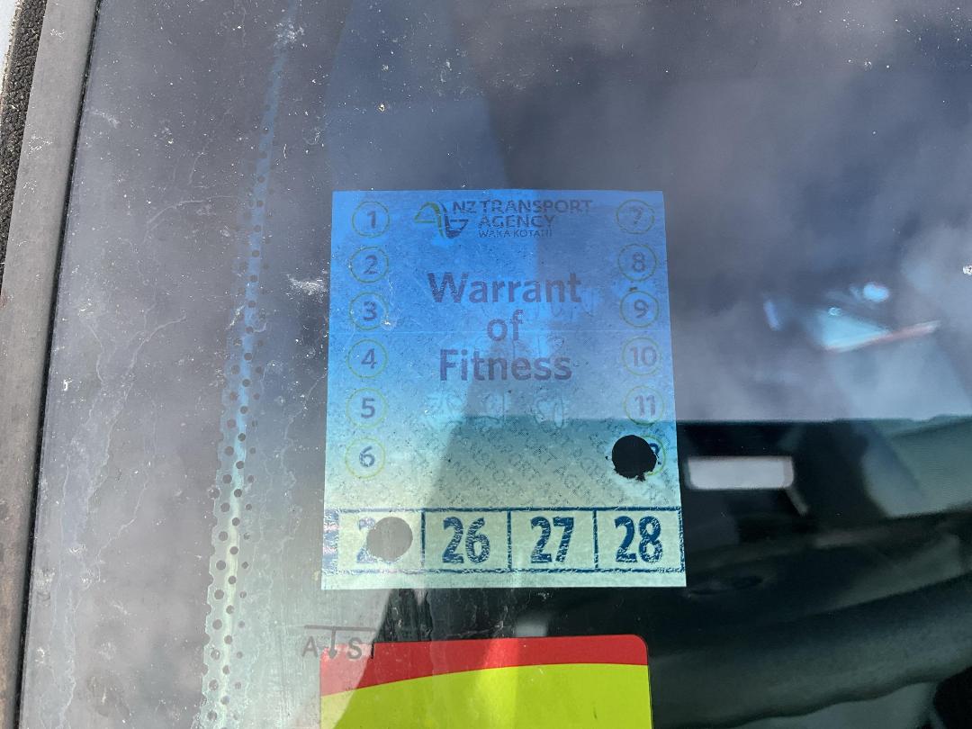 Photo '11' of Holden Barina