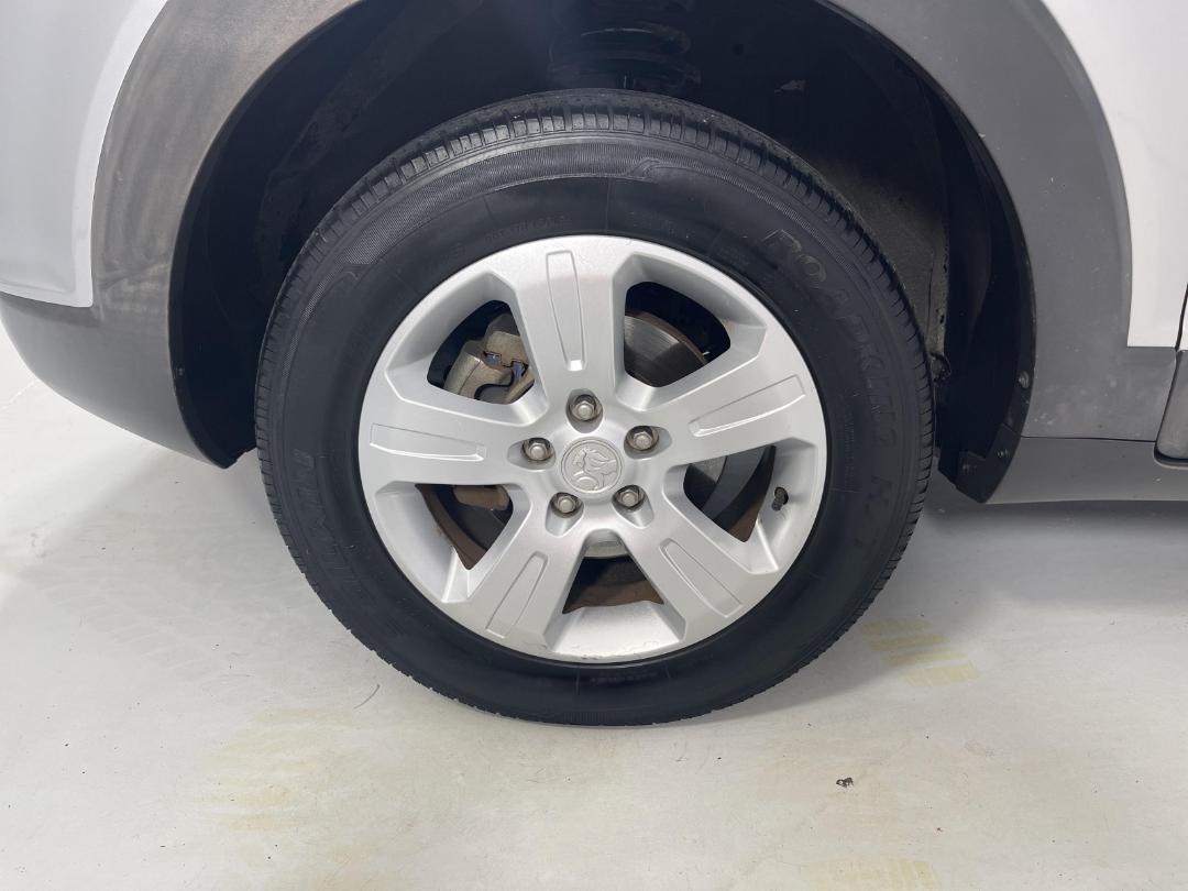 Photo '10' of Holden Captiva 5 Photo '10' of Holden Captiva 5