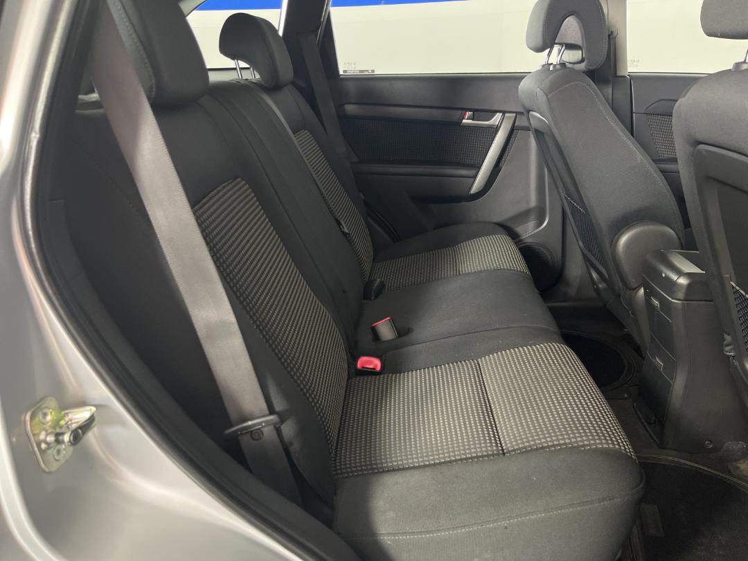 Photo '20' of Holden Captiva 5 Photo '20' of Holden Captiva 5