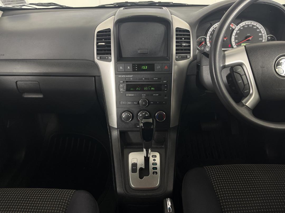 Photo '18' of Holden Captiva 5 Photo '18' of Holden Captiva 5