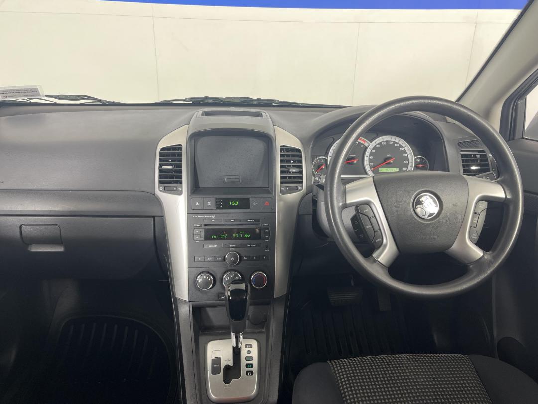 Photo '17' of Holden Captiva 5 Photo '17' of Holden Captiva 5