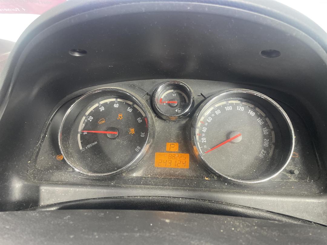 Photo '18' of Holden Captiva 5 Maxx V6