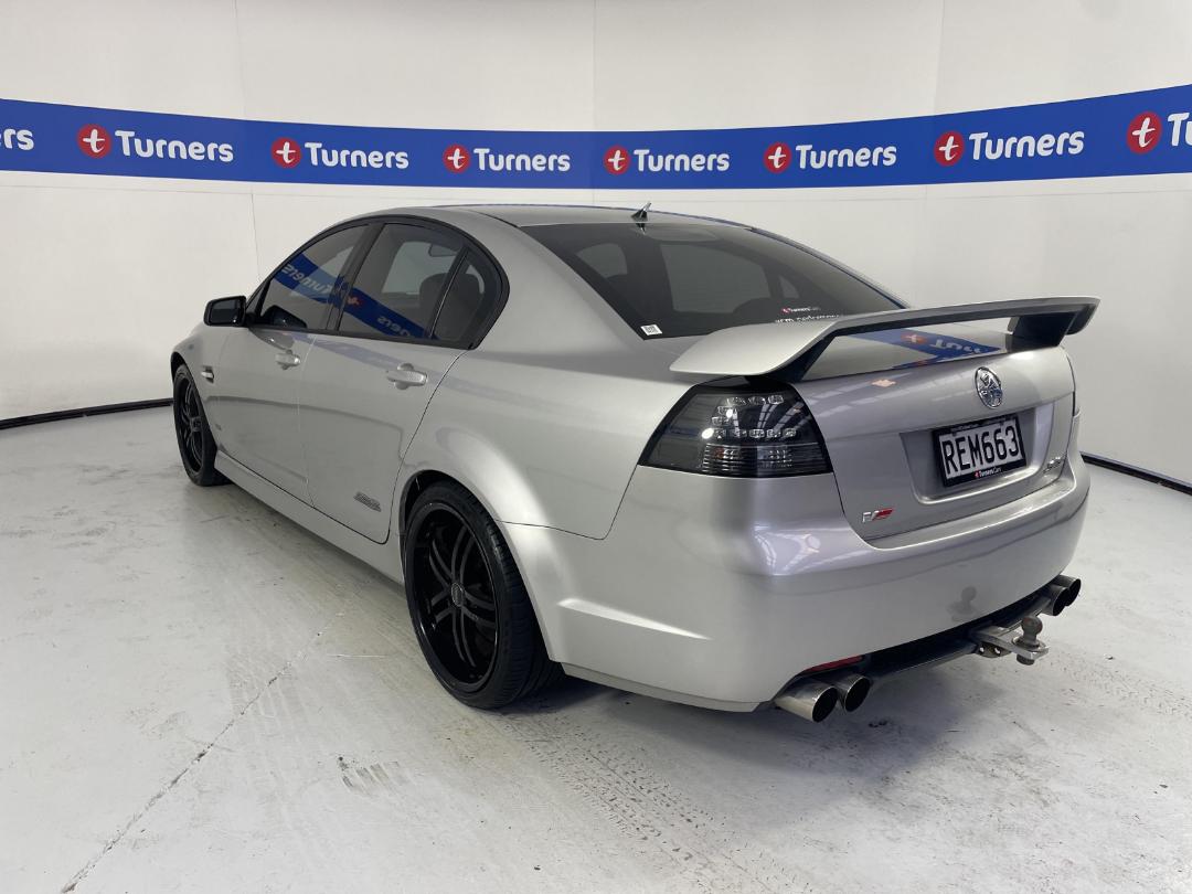 Photo '5' of Holden Commodore Photo '5' of Holden Commodore