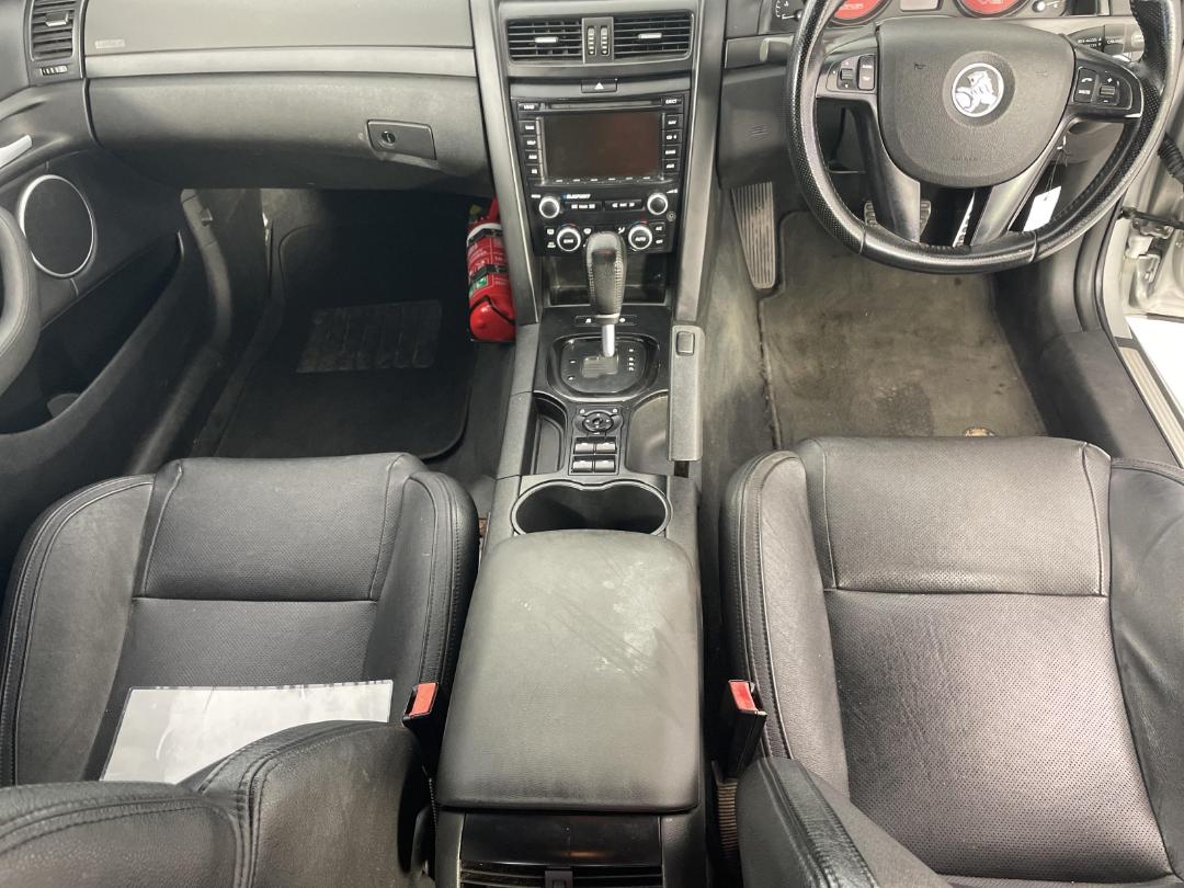 Photo '18' of Holden Commodore Photo '18' of Holden Commodore