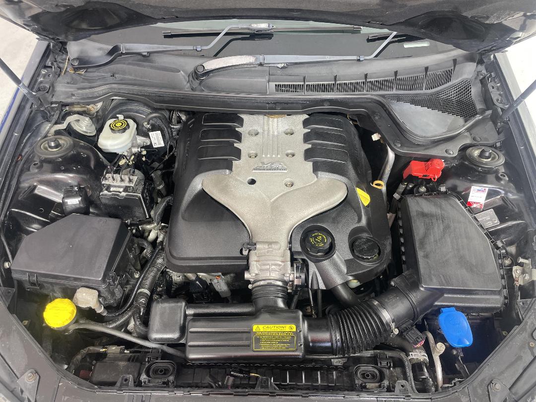 Photo '13' of Holden Commodore Photo '13' of Holden Commodore