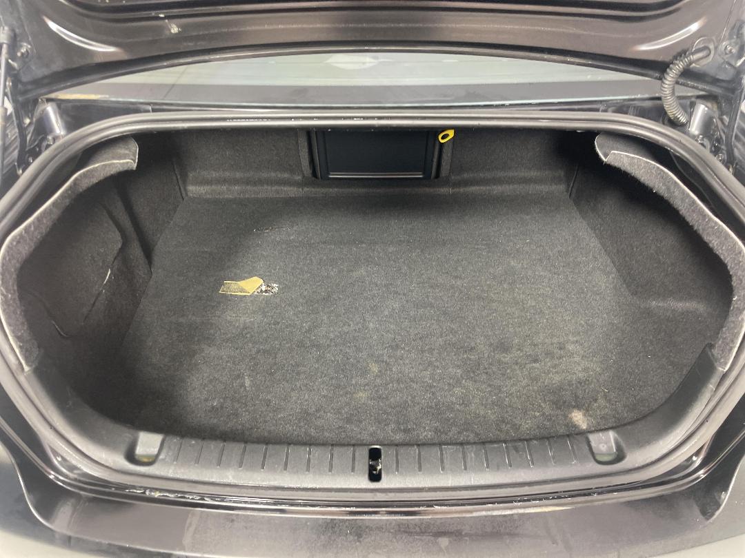 Photo '14' of Holden Commodore Photo '14' of Holden Commodore