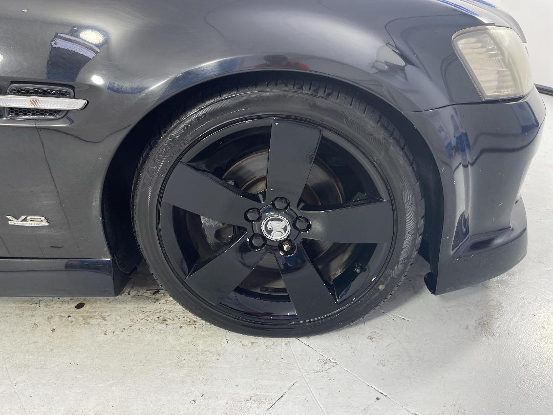 Photo '9' of Holden Commodore