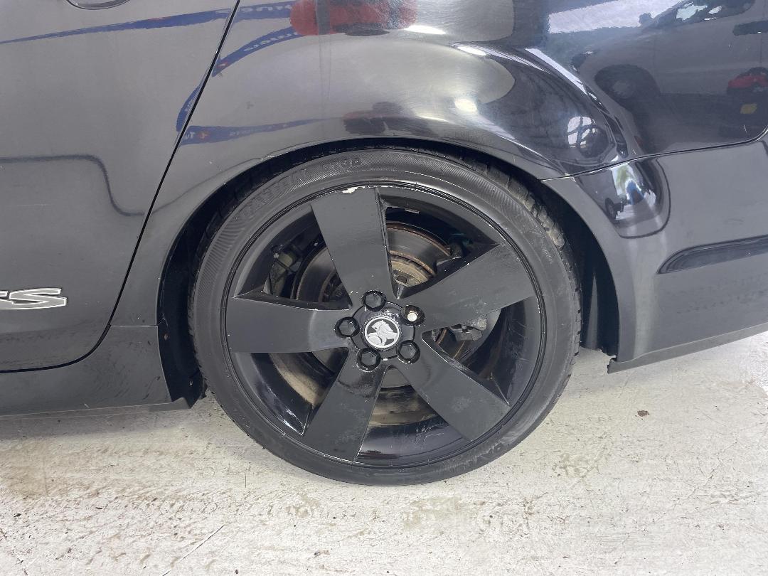 Photo '11' of Holden Commodore