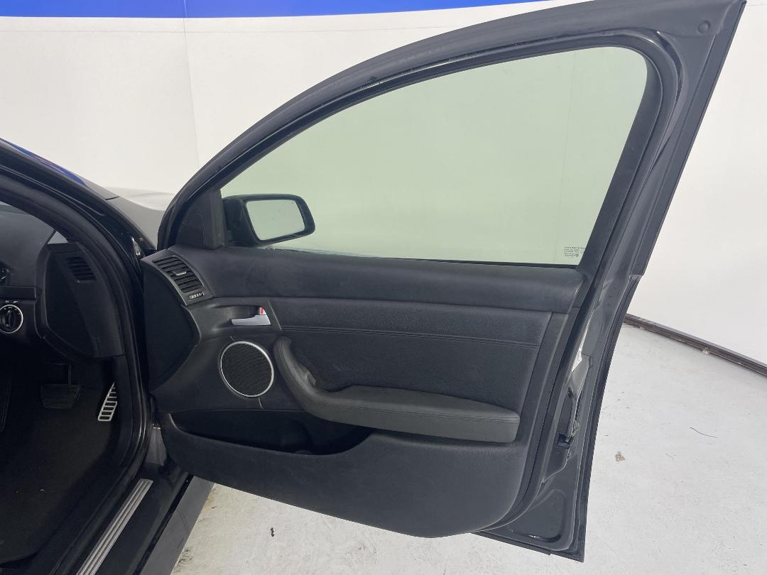 Photo '15' of Holden Commodore