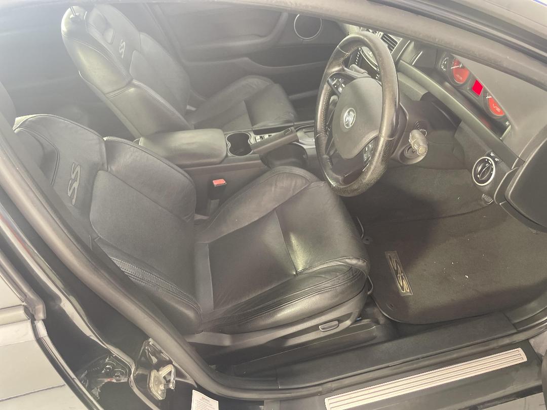 Photo '16' of Holden Commodore