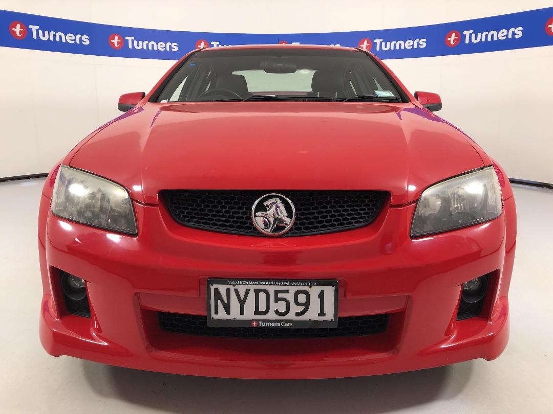 Photo '2' of Holden Commodore GTR