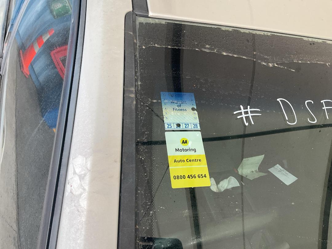 Photo '17' of Holden Commodore SS Photo '17' of Holden Commodore SS